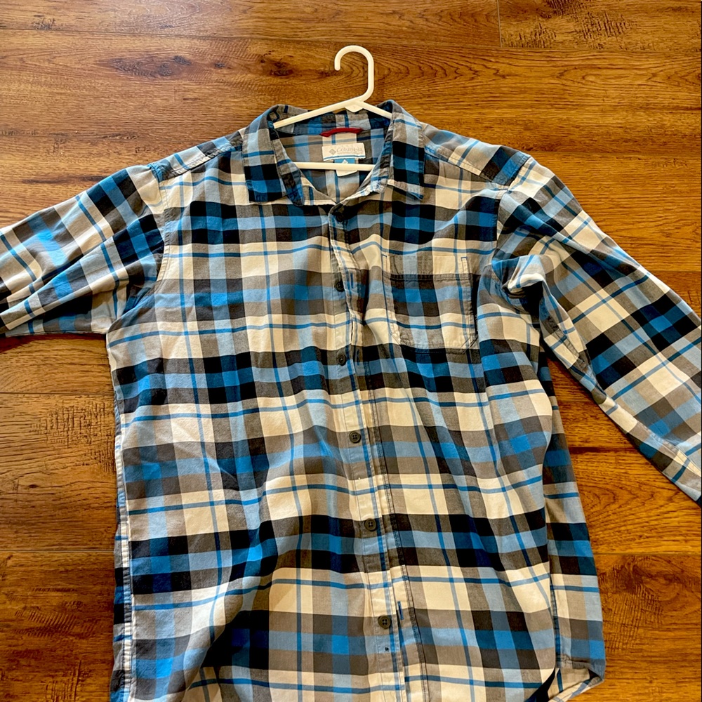 Blue Columbia long sleeve winter shirt XL